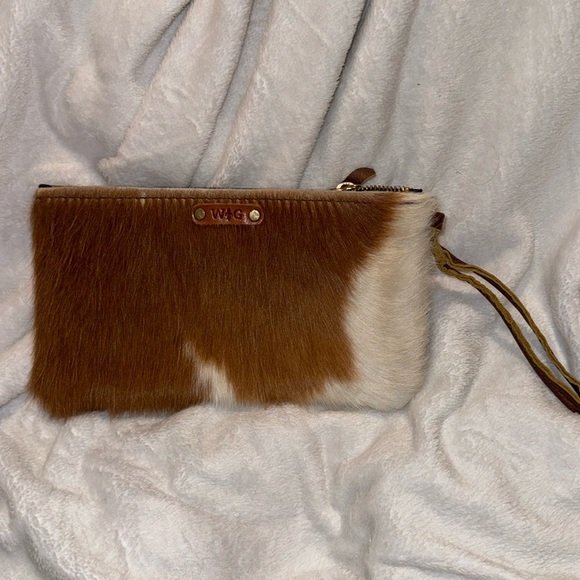 Wristlet - Light Brown & White Cowhide - Picture 1 of 11